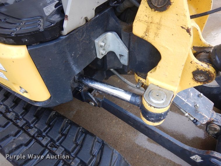 image for item ID9779 2016 Yanmar VIO17-A  mini excavator