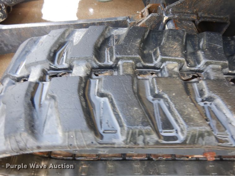 image for item ID9779 2016 Yanmar VIO17-A  mini excavator