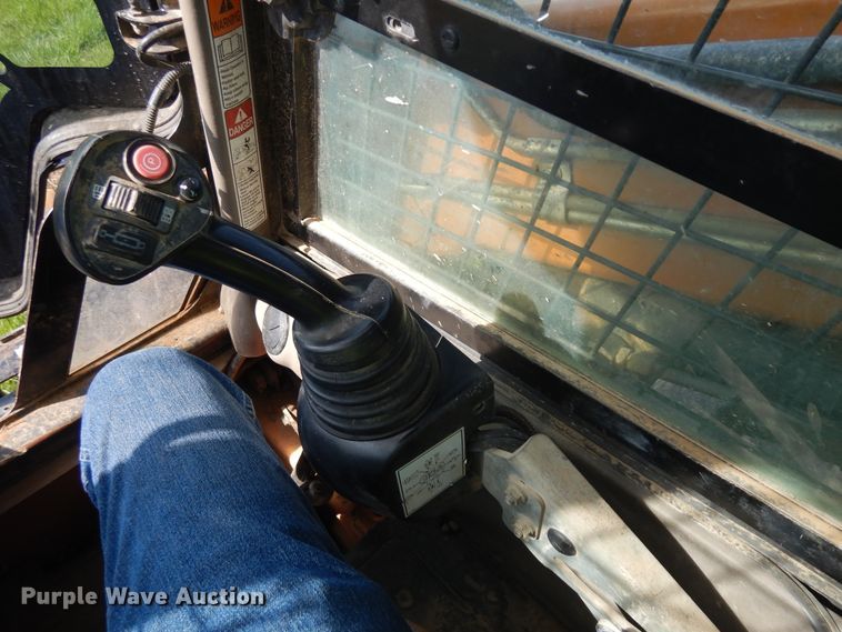 image for item ID9780 2013 Case TV380  tracked skid steer