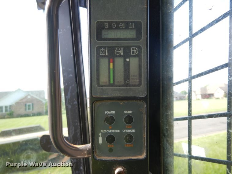 image for item ID9780 2013 Case TV380  tracked skid steer