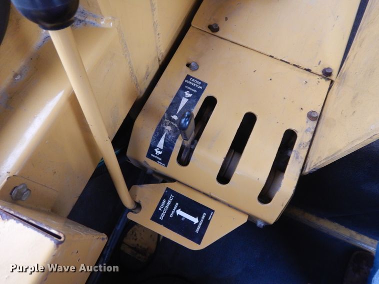 image for item ID9783 2001 Vermeer T758  trencher