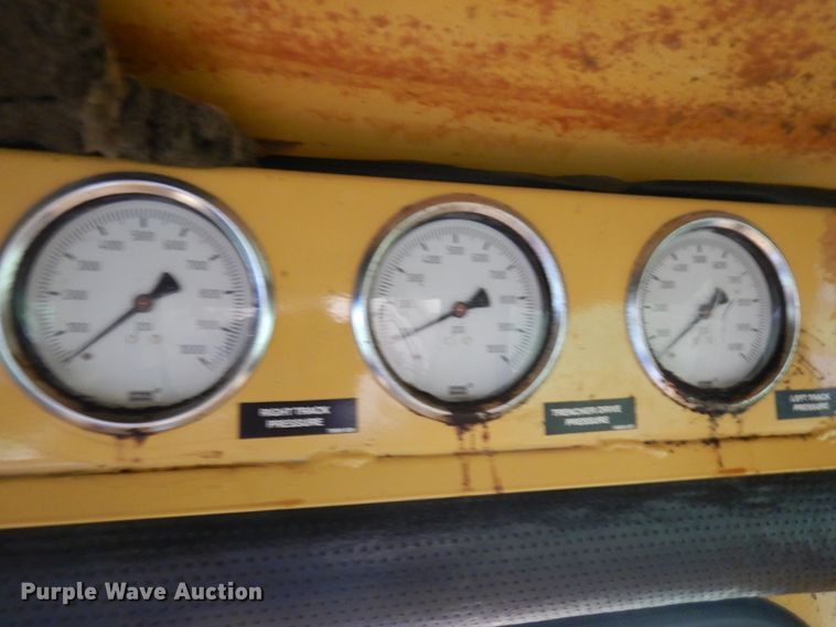 image for item ID9783 2001 Vermeer T758  trencher