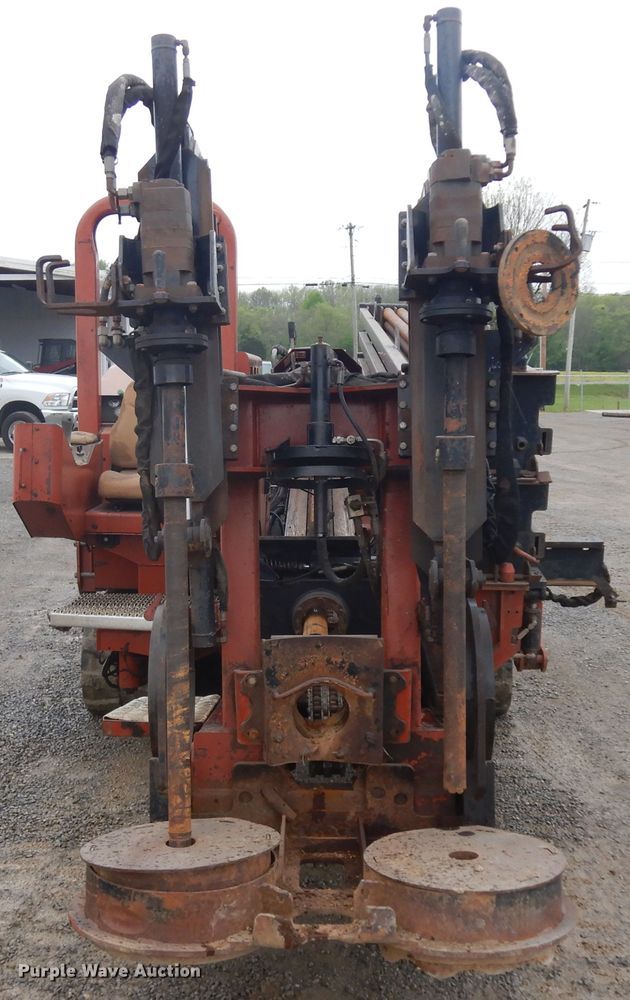image for item ID9784 2000 Ditch Witch JT4020  directional boring unit