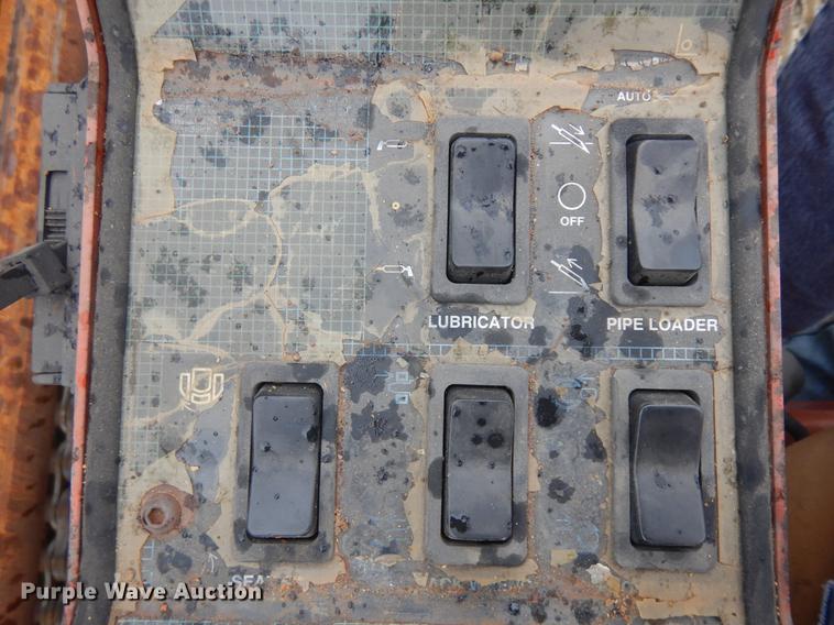 image for item ID9784 2000 Ditch Witch JT4020  directional boring unit