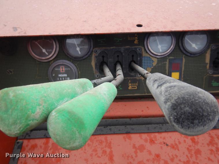 image for item ID9784 2000 Ditch Witch JT4020  directional boring unit