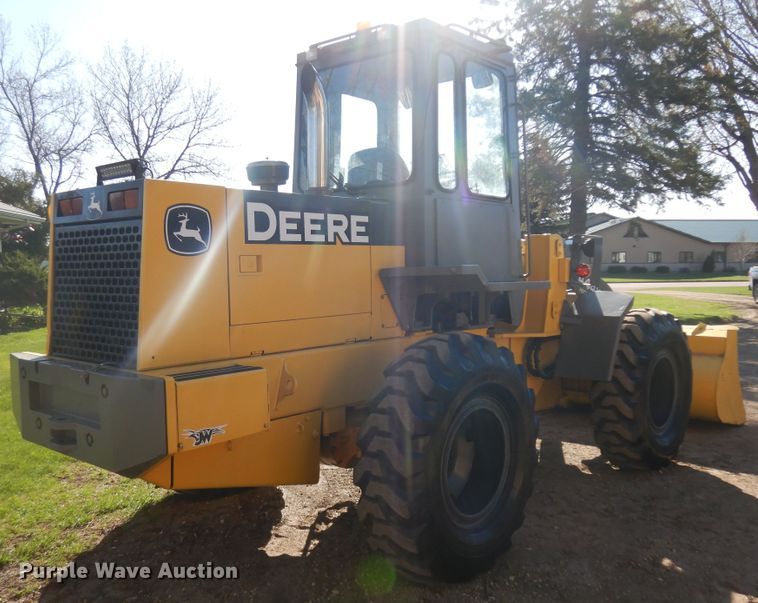 image for item ID9785 1988 John Deere 444E  wheel loader