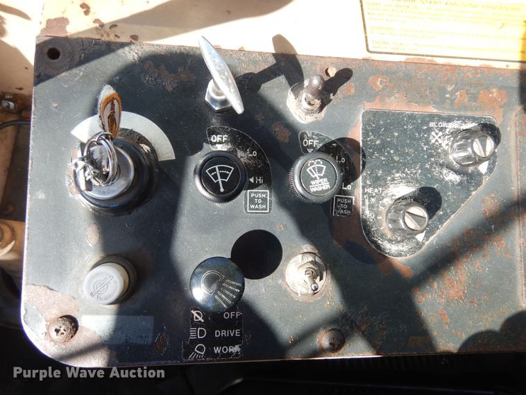 image for item ID9785 1988 John Deere 444E  wheel loader