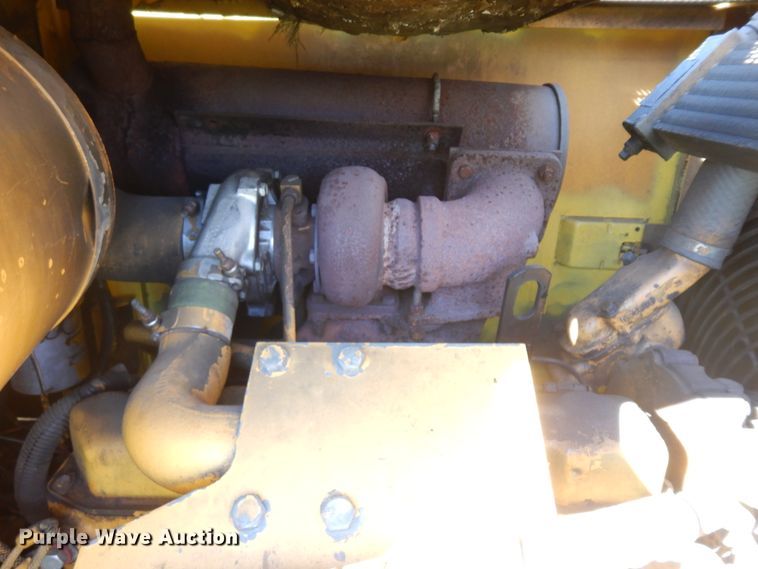 image for item ID9785 1988 John Deere 444E  wheel loader