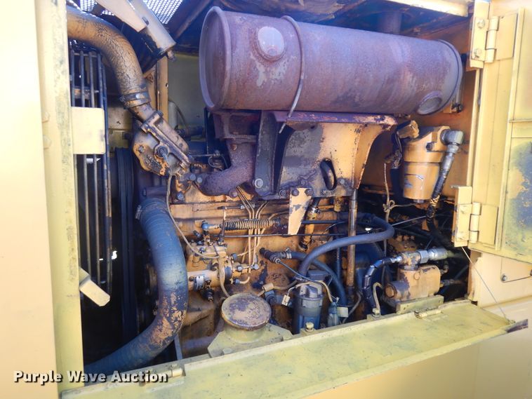 image for item ID9785 1988 John Deere 444E  wheel loader