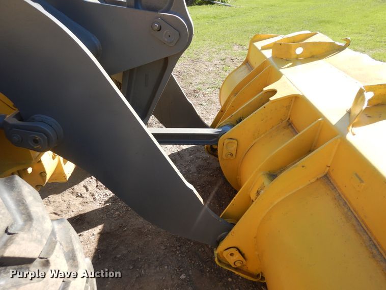 image for item ID9785 1988 John Deere 444E  wheel loader