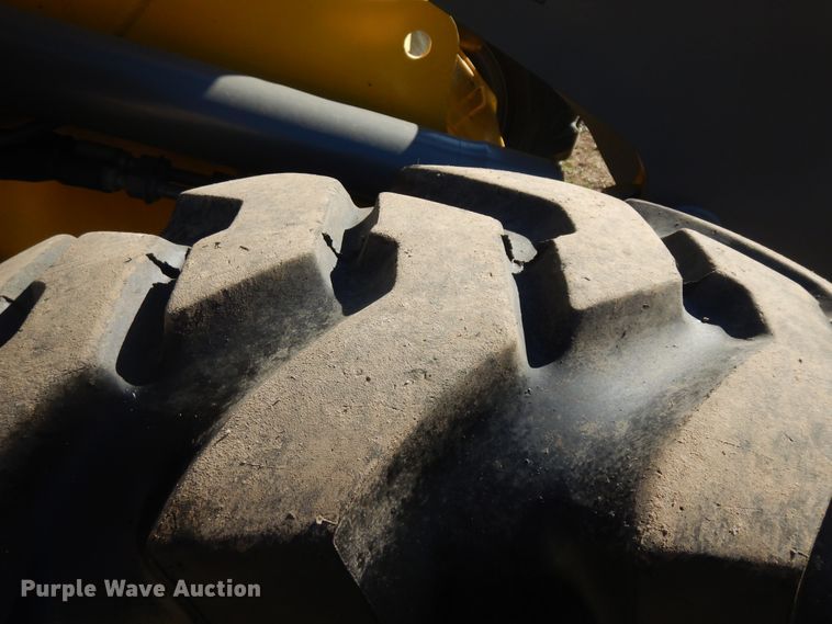 image for item ID9785 1988 John Deere 444E  wheel loader