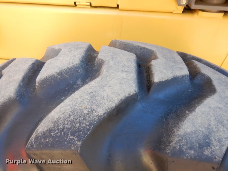 image for item ID9785 1988 John Deere 444E  wheel loader