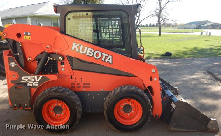 image for item ID9786 2016 Kubota SSV65  skid steer loader