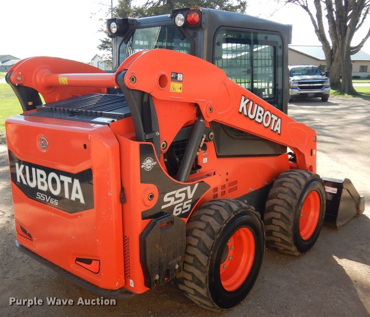 image for item ID9786 2016 Kubota SSV65  skid steer loader
