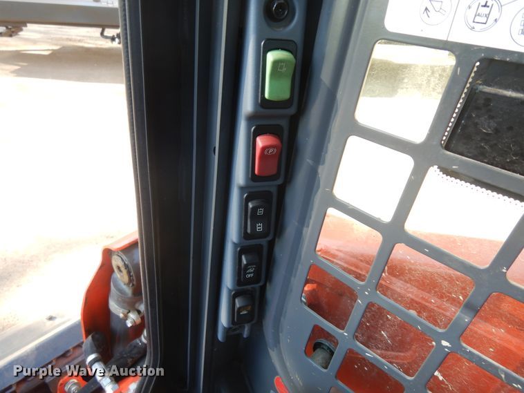 image for item ID9786 2016 Kubota SSV65  skid steer loader