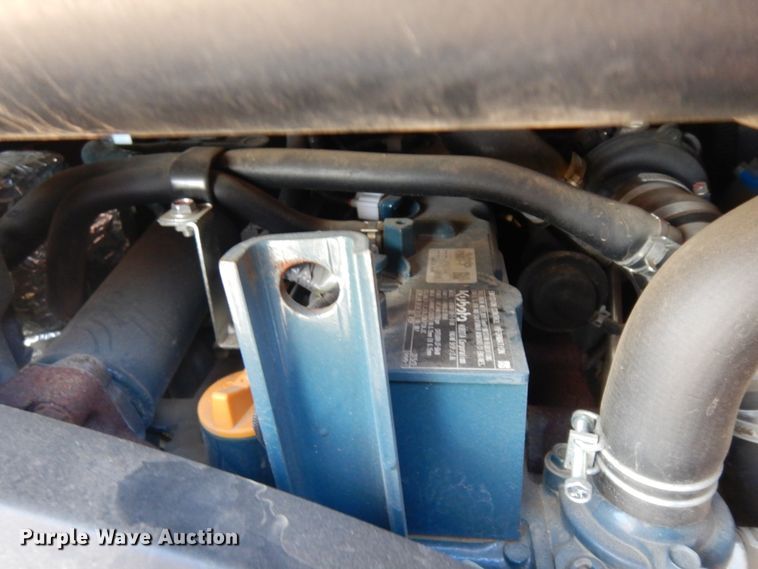 image for item ID9786 2016 Kubota SSV65  skid steer loader