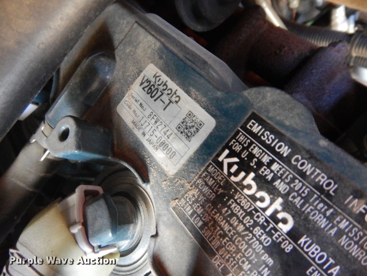 image for item ID9786 2016 Kubota SSV65  skid steer loader