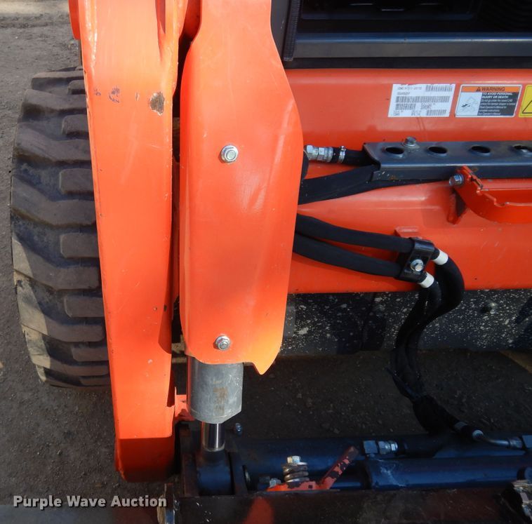 image for item ID9786 2016 Kubota SSV65  skid steer loader