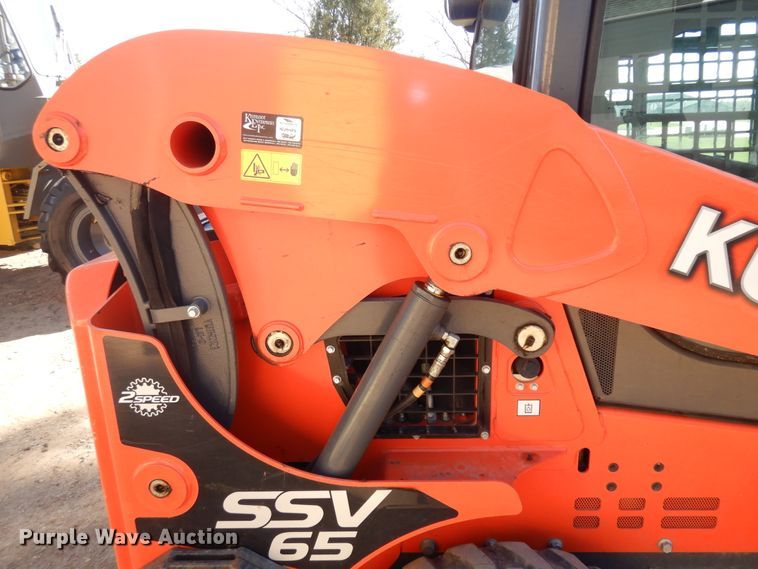 image for item ID9786 2016 Kubota SSV65  skid steer loader