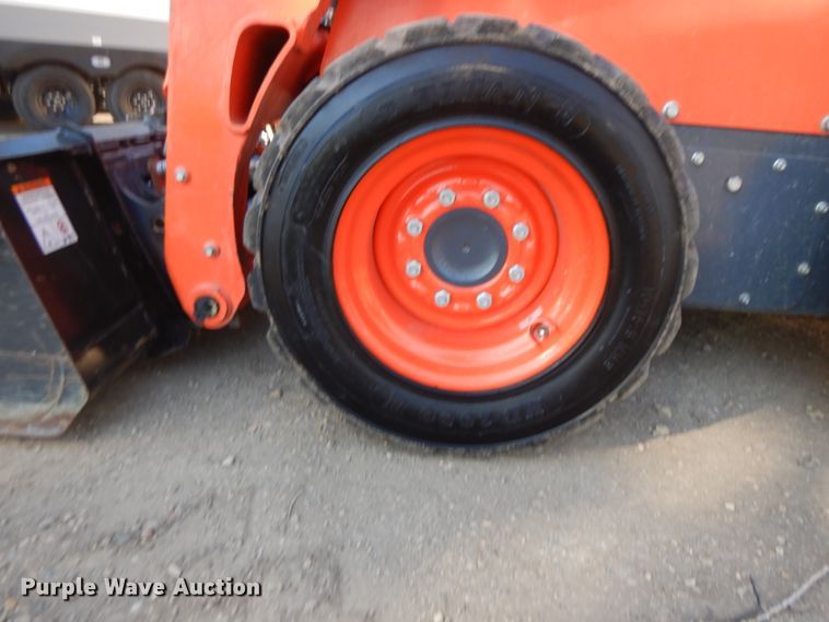 image for item ID9786 2016 Kubota SSV65  skid steer loader