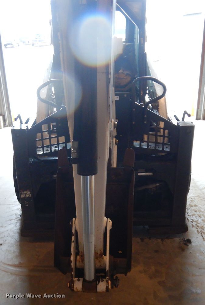 image for item ID9792 Bobcat 607 skid steer backhoe