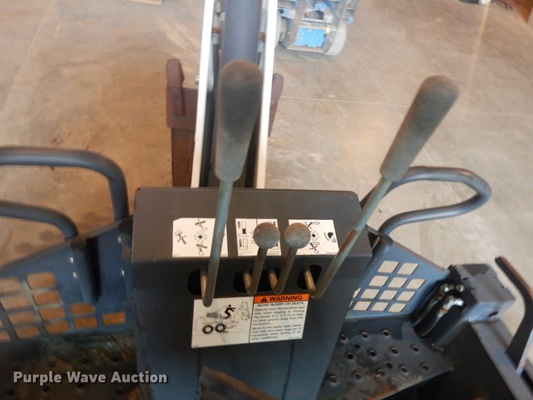 image for item ID9792 Bobcat 607 skid steer backhoe