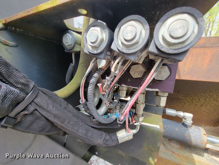 image for item IF9749 Bobcat WS18 skid steer rock saw