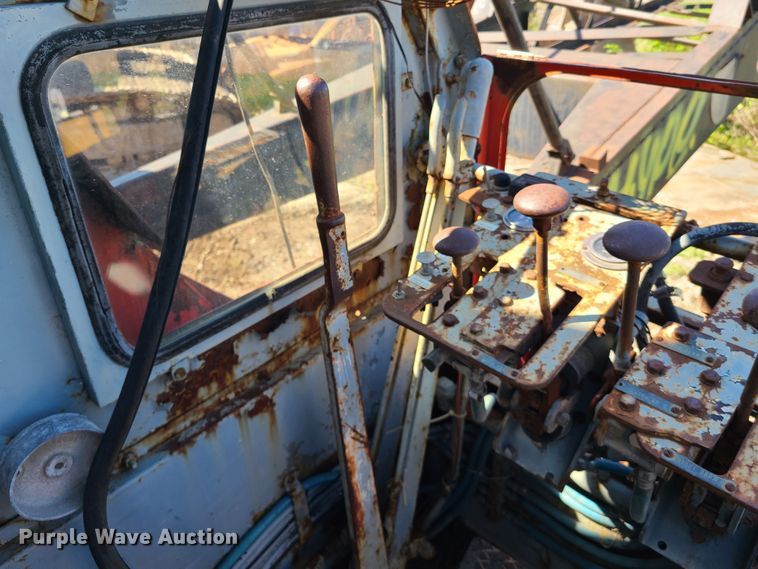 image for item IJ9021 Manitowoc 3100  ccrane