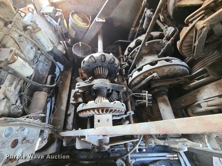 image for item IJ9021 Manitowoc 3100  ccrane