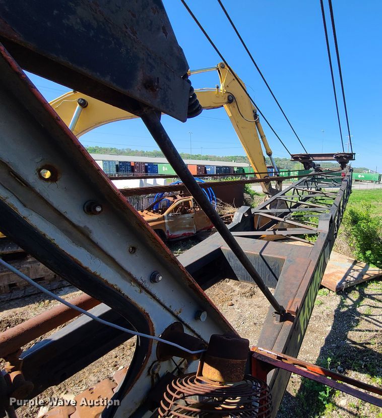 image for item IJ9021 Manitowoc 3100  ccrane