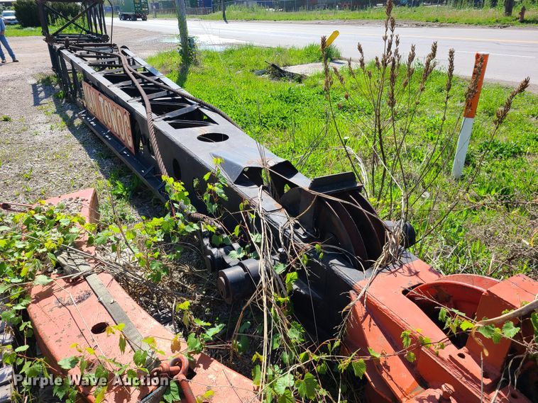 image for item IJ9021 Manitowoc 3100  ccrane