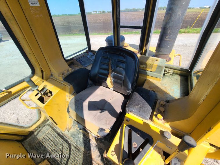 image for item IJ9033 Caterpillar 963  track loader