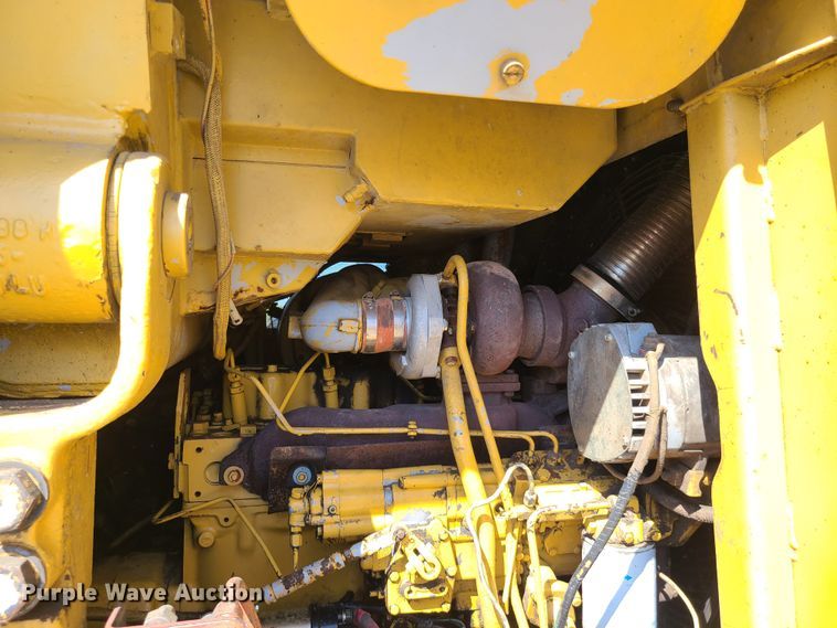 image for item IJ9033 Caterpillar 963  track loader