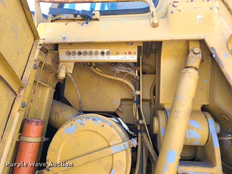 image for item IJ9033 Caterpillar 963  track loader