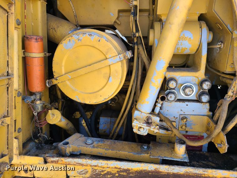 image for item IJ9033 Caterpillar 963  track loader