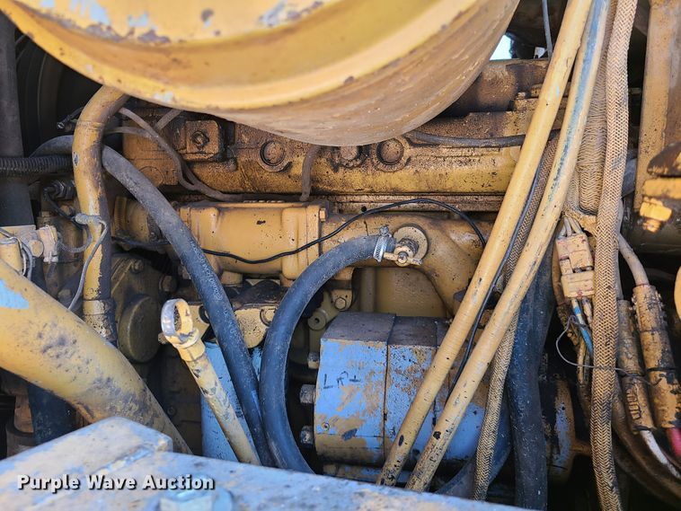 image for item IJ9033 Caterpillar 963  track loader