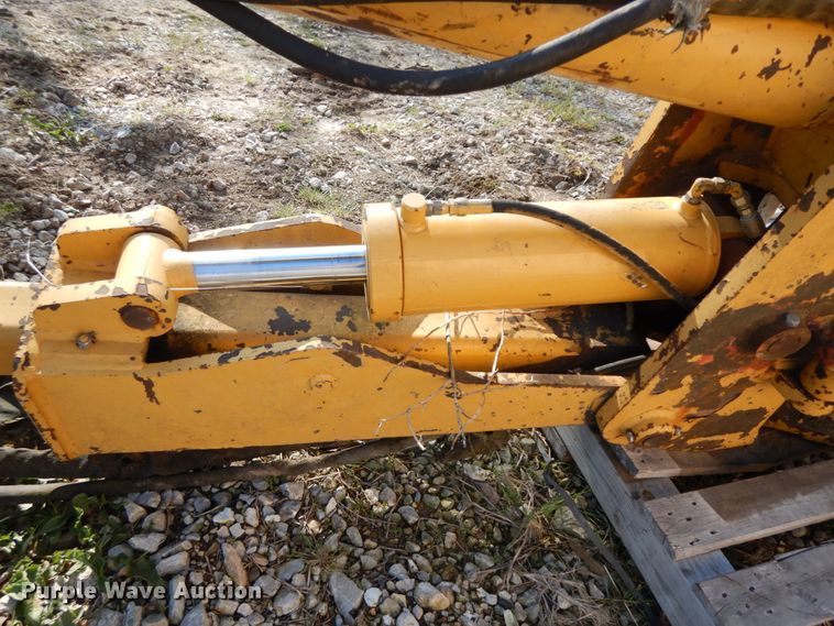 image for item IL9277 Vermeer VP3650 vibratory cable plow