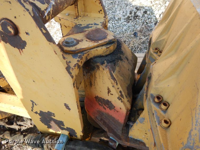 image for item IL9277 Vermeer VP3650 vibratory cable plow