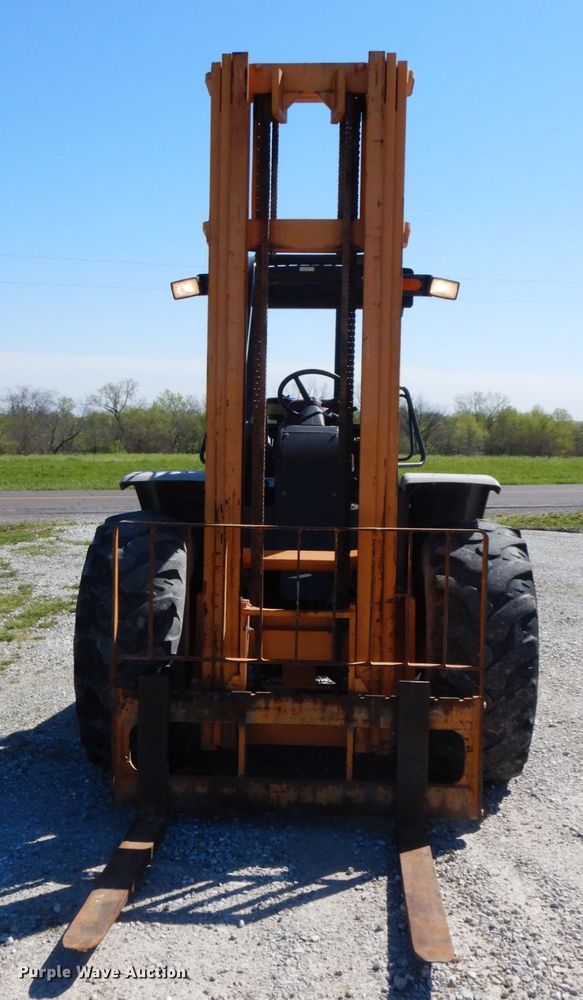 image for item IL9300 2012 Case 586G  forklift