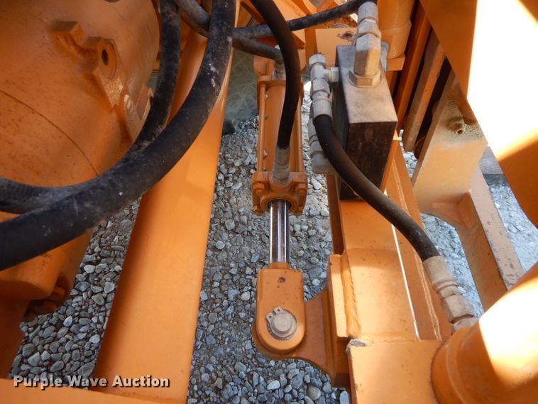 image for item IL9300 2012 Case 586G  forklift