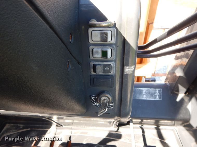 image for item IL9300 2012 Case 586G  forklift