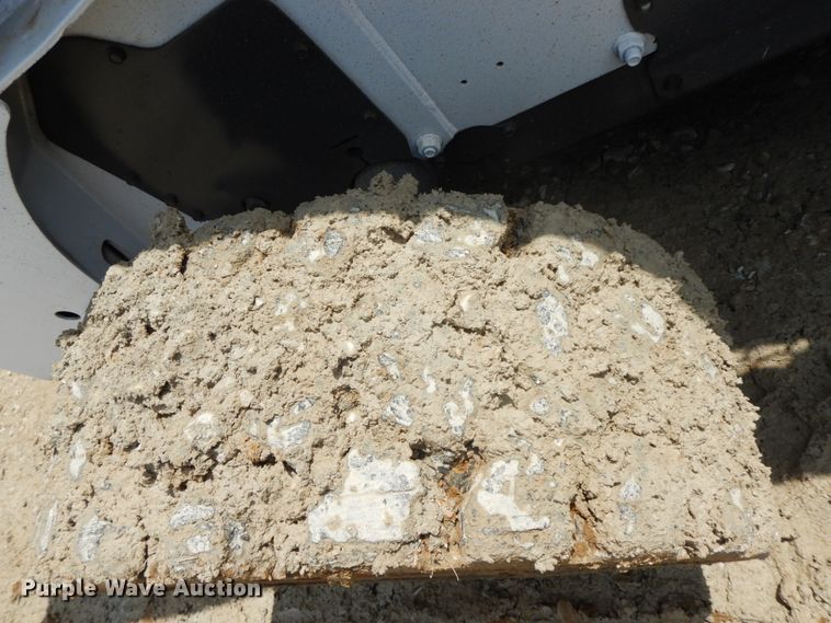 image for item IL9310 Bobcat S300  skid steer loader