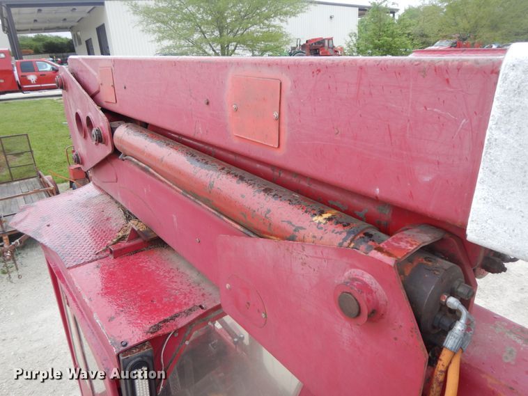 image for item IL9334 Brown Bear 9116B  skidder with bucket