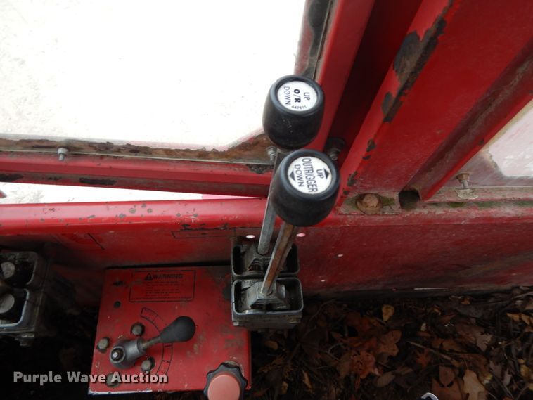 image for item IL9334 Brown Bear 9116B  skidder with bucket