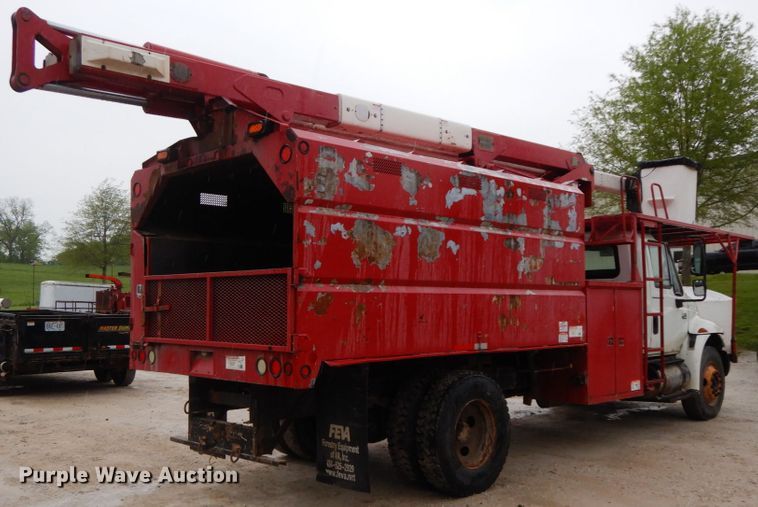 image for item IL9335 2007 International 4300  forestry bucket truck