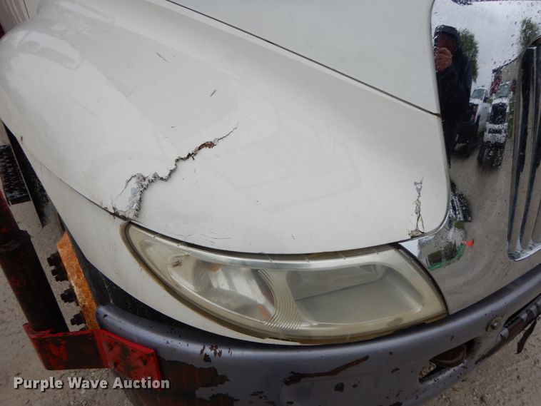 image for item IL9335 2007 International 4300  forestry bucket truck