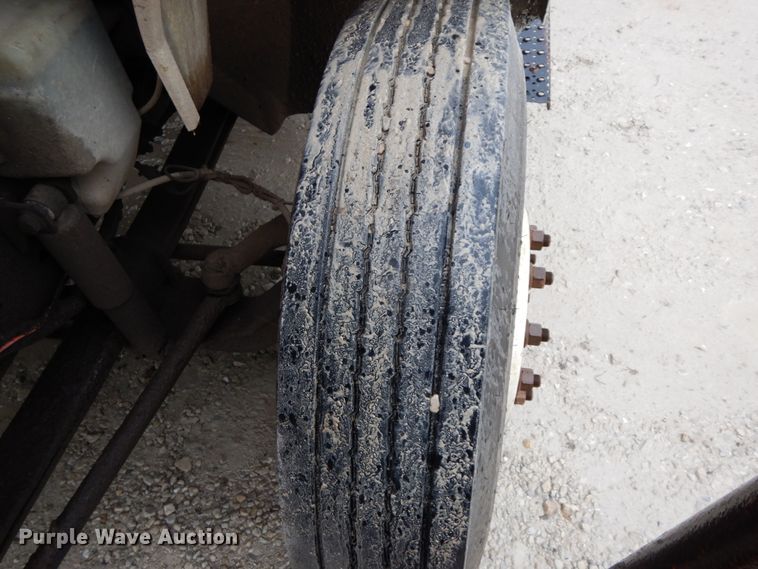 image for item IL9335 2007 International 4300  forestry bucket truck