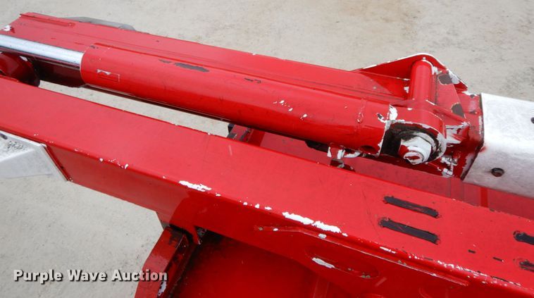 image for item IL9337 2000 Ford F750 Super Duty XL  forestry bucket truck