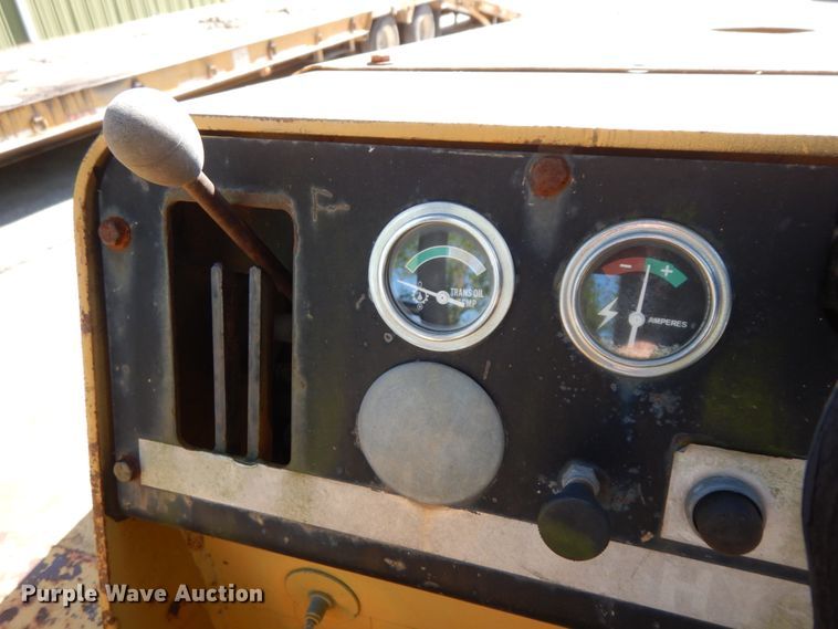 image for item IL9340 Hyster C530A  pneumatic roller