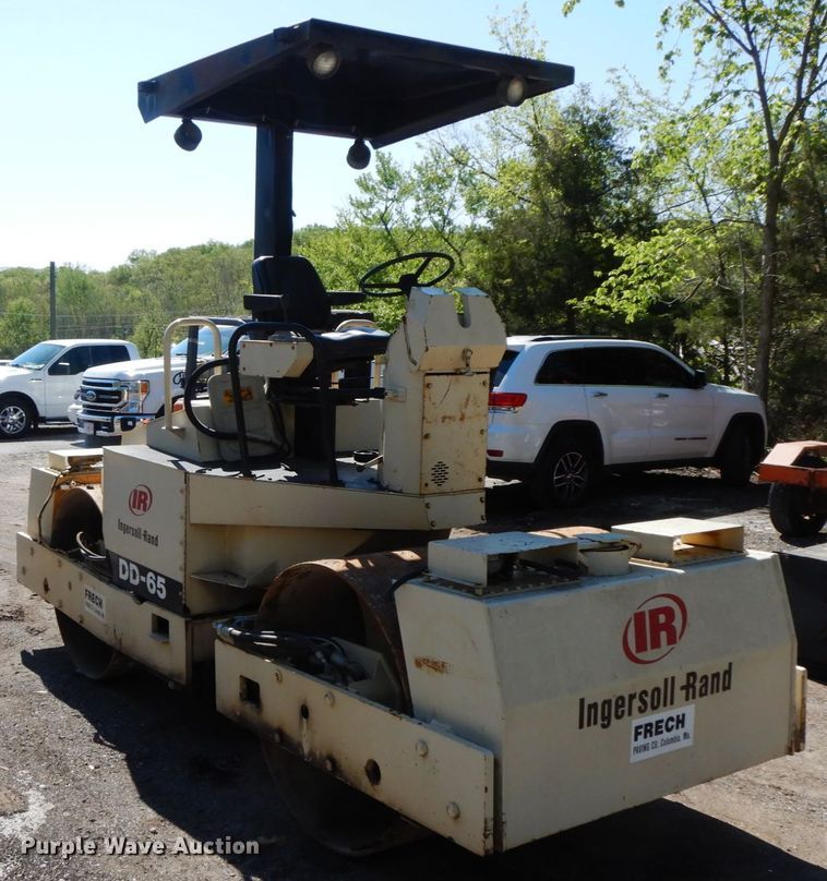 image for item IL9341 1988 Ingersoll Rand DD65  double drum vibratory roller